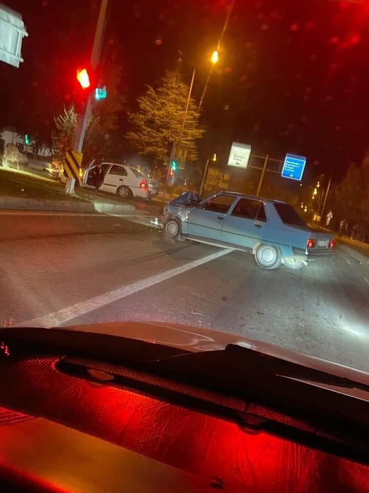 Elazığ’da trafik kazası: 3 yaralı
