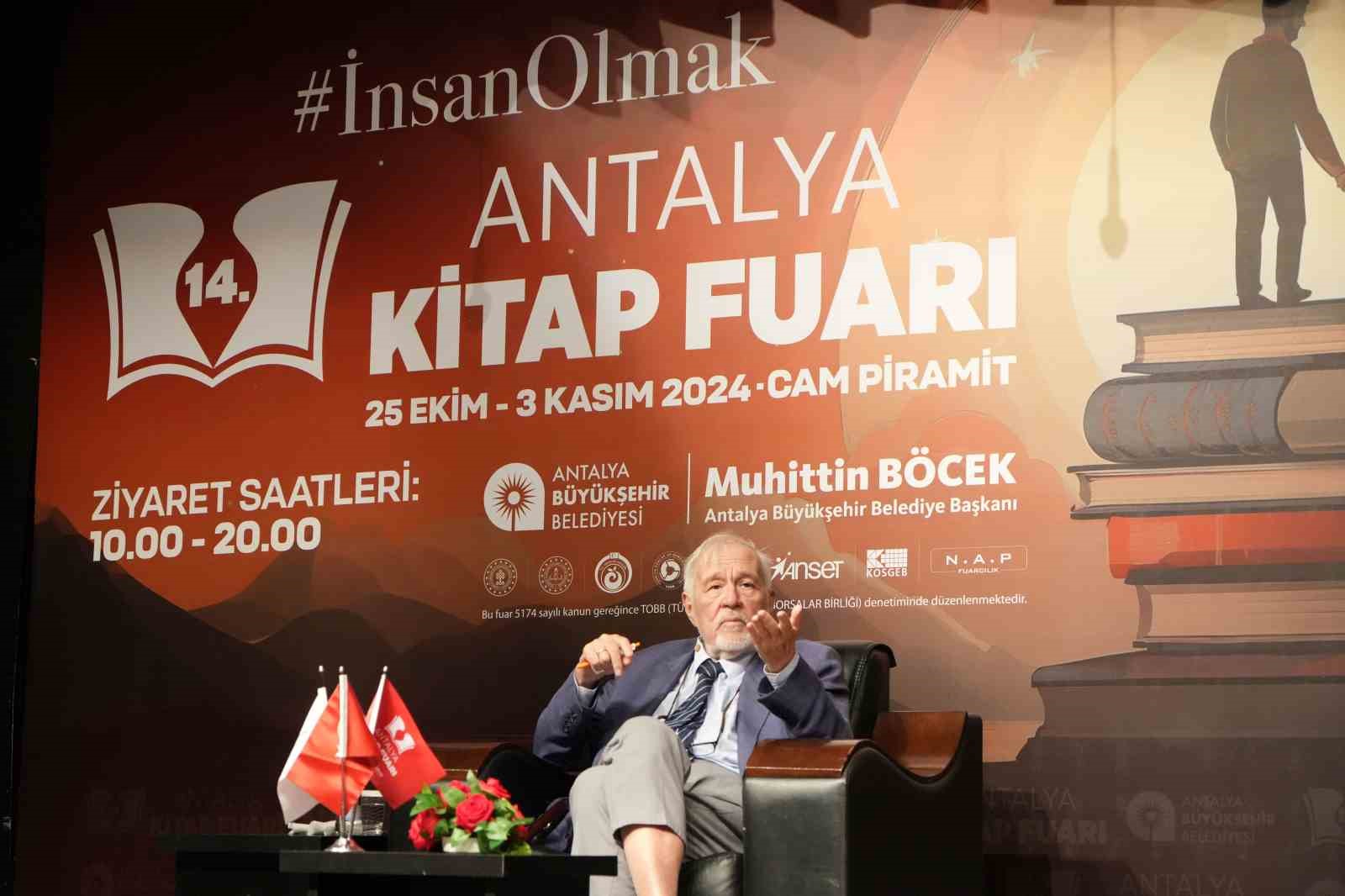 İlber Ortaylı’dan gençlere tavsiyeler:  Kendinizi yetiştirin, okuyun, dil öğrenin, gezin 
