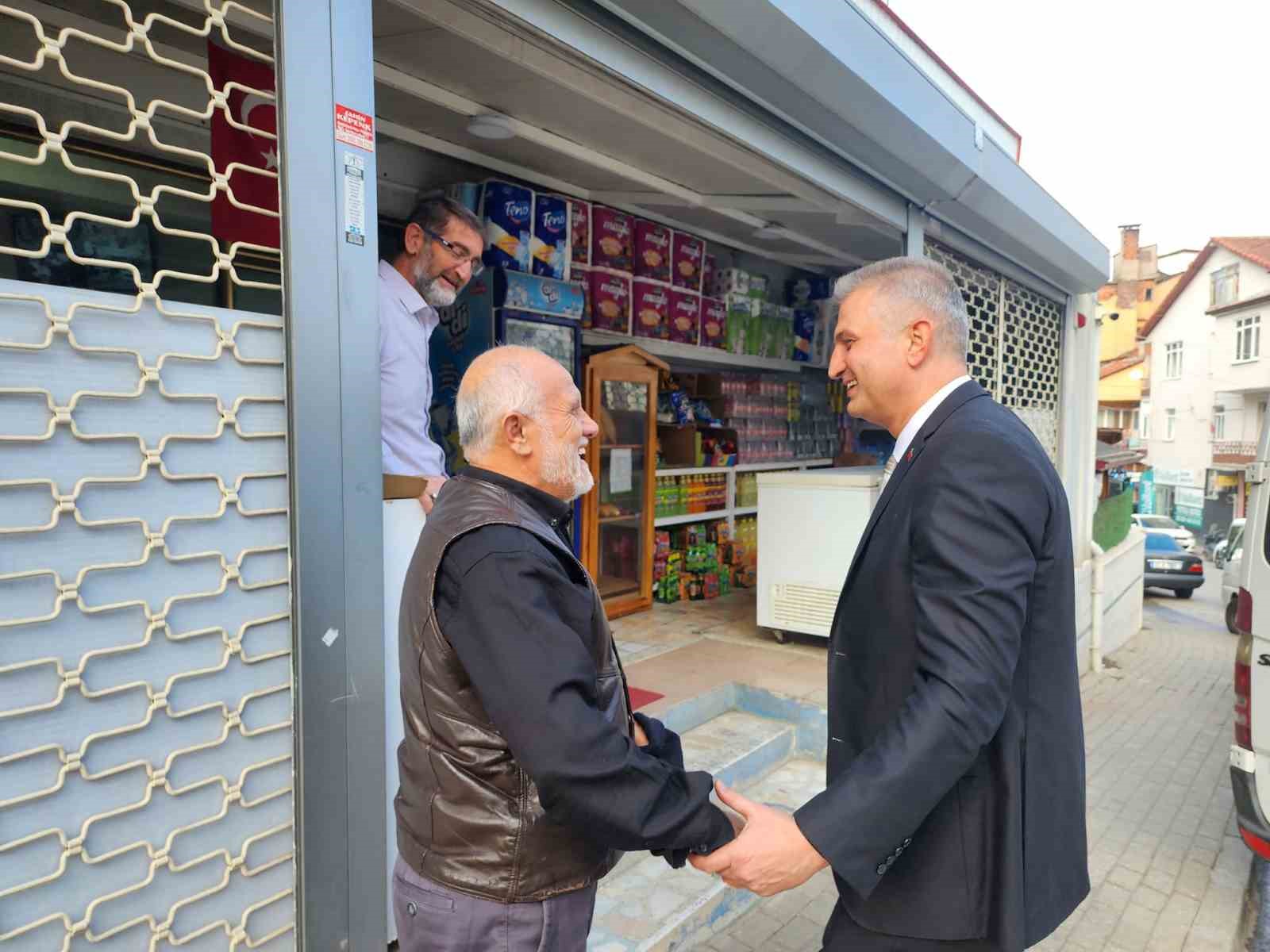 Başkan Sezer vatandaşları çalışmalar hakkında bilgilendirdi
