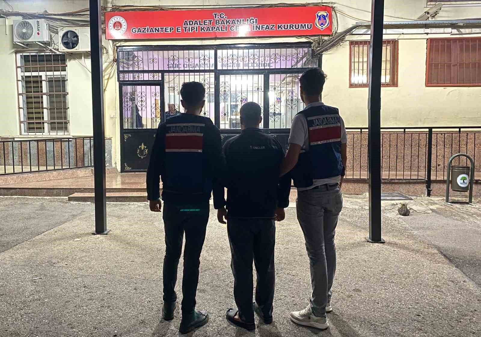 Gaziantep’te göçmen kaçakçılığı operasyonu
