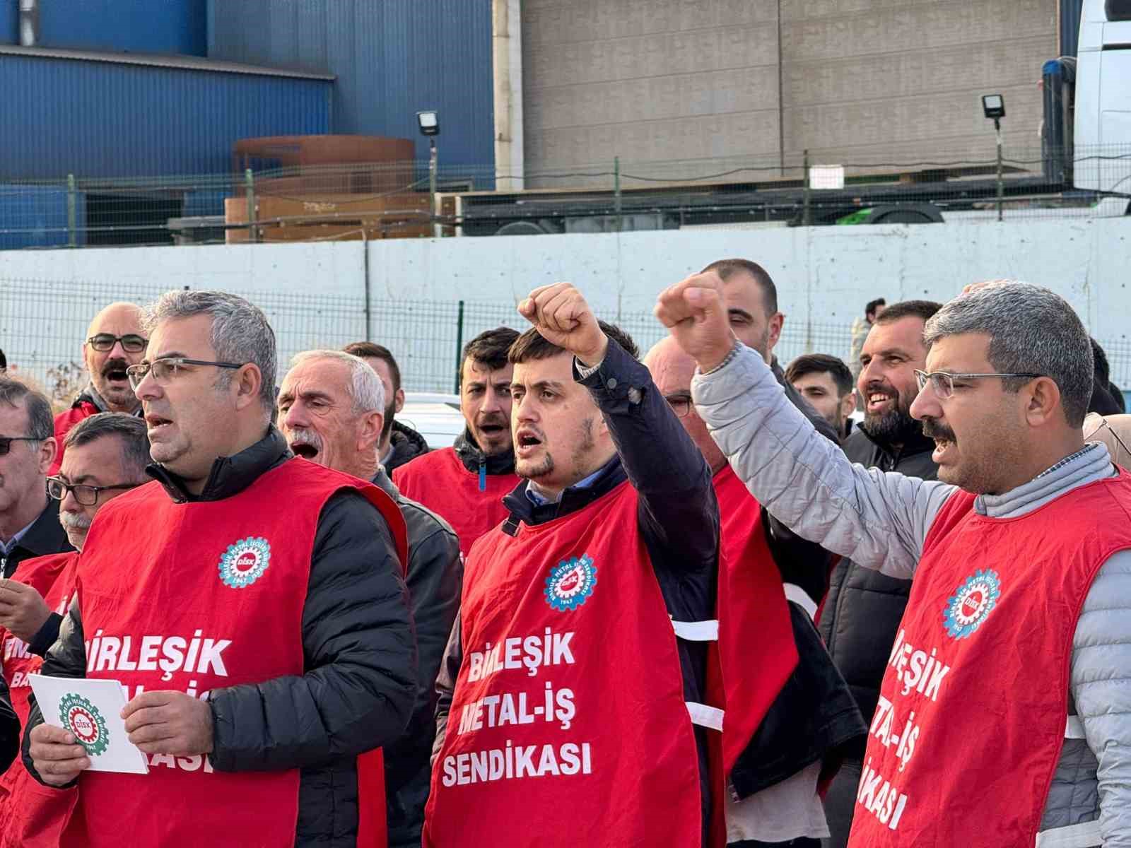 Gesbey işçileri haksız işten çıkarmaları protesto etti
