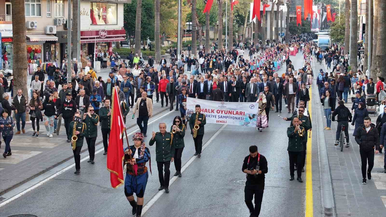 Türkiye’nin renkleri sanat şehri Denizli’de buluştu
