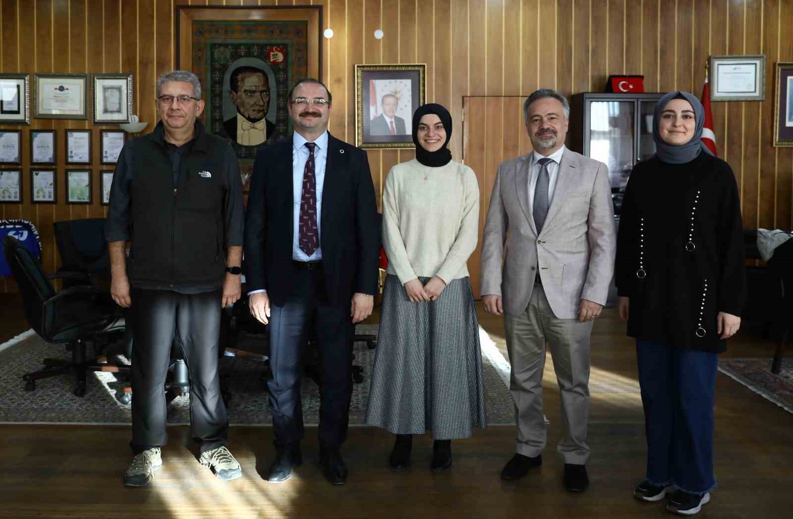 Mutlu şehir projesi ile Erzurum’un kültürel mirasının tanıtılması hedefleniyor
?v=1