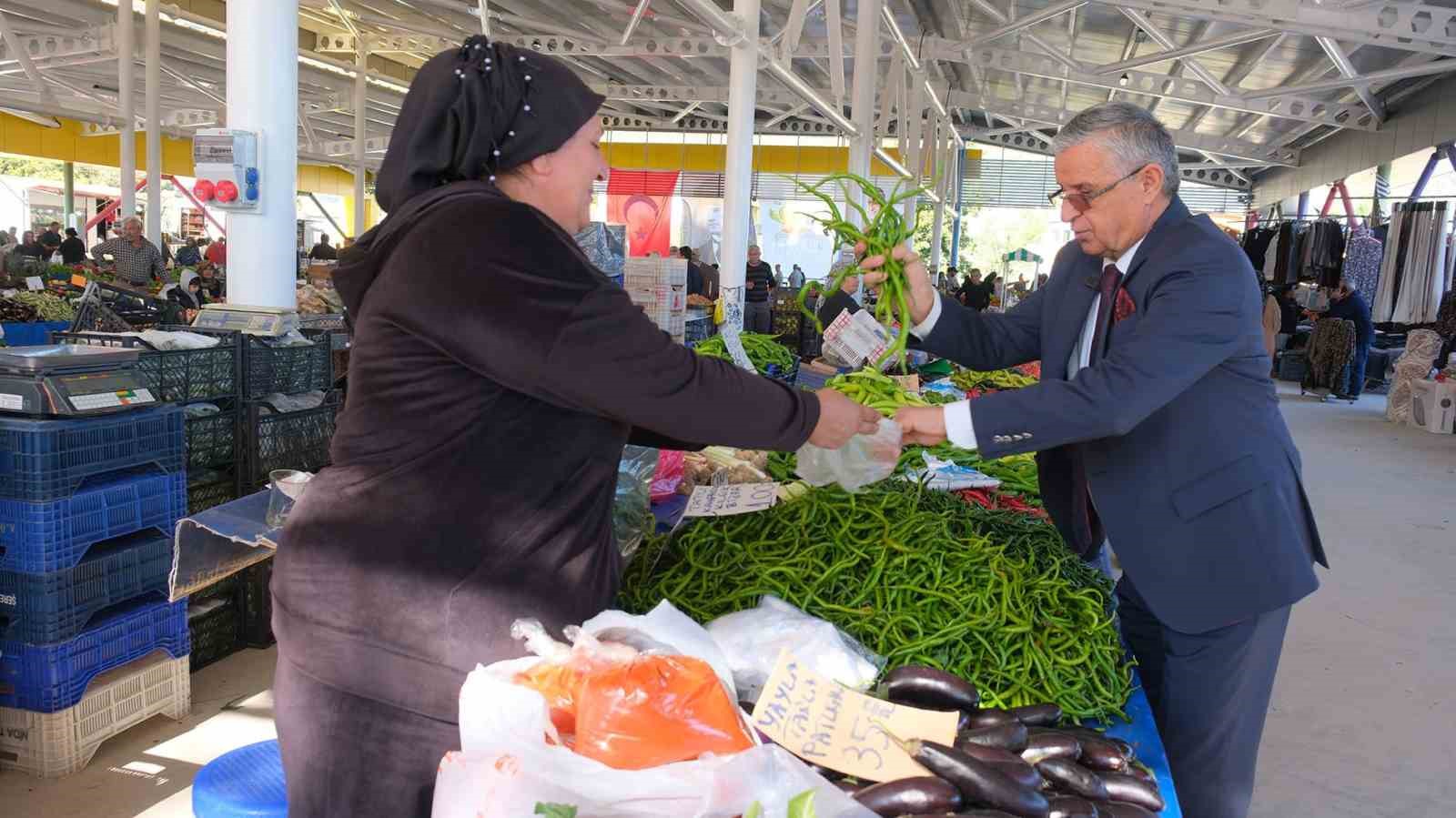 Göynük kapalı pazar yeri hizmete girdi
