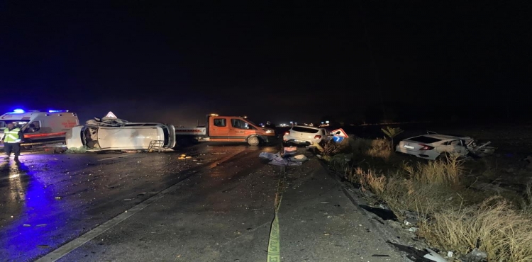 Burdur-Fethiye karayolunda zincirleme kaza: 1 ölü, 7 yaralı