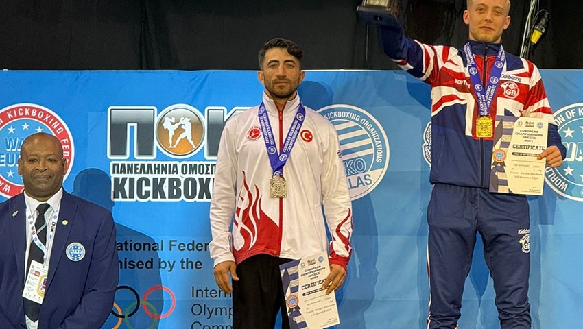 Kick Boks Büyükler Avrupa Şampiyonasında ETÜ’lü sporcudan gümüş madalya
