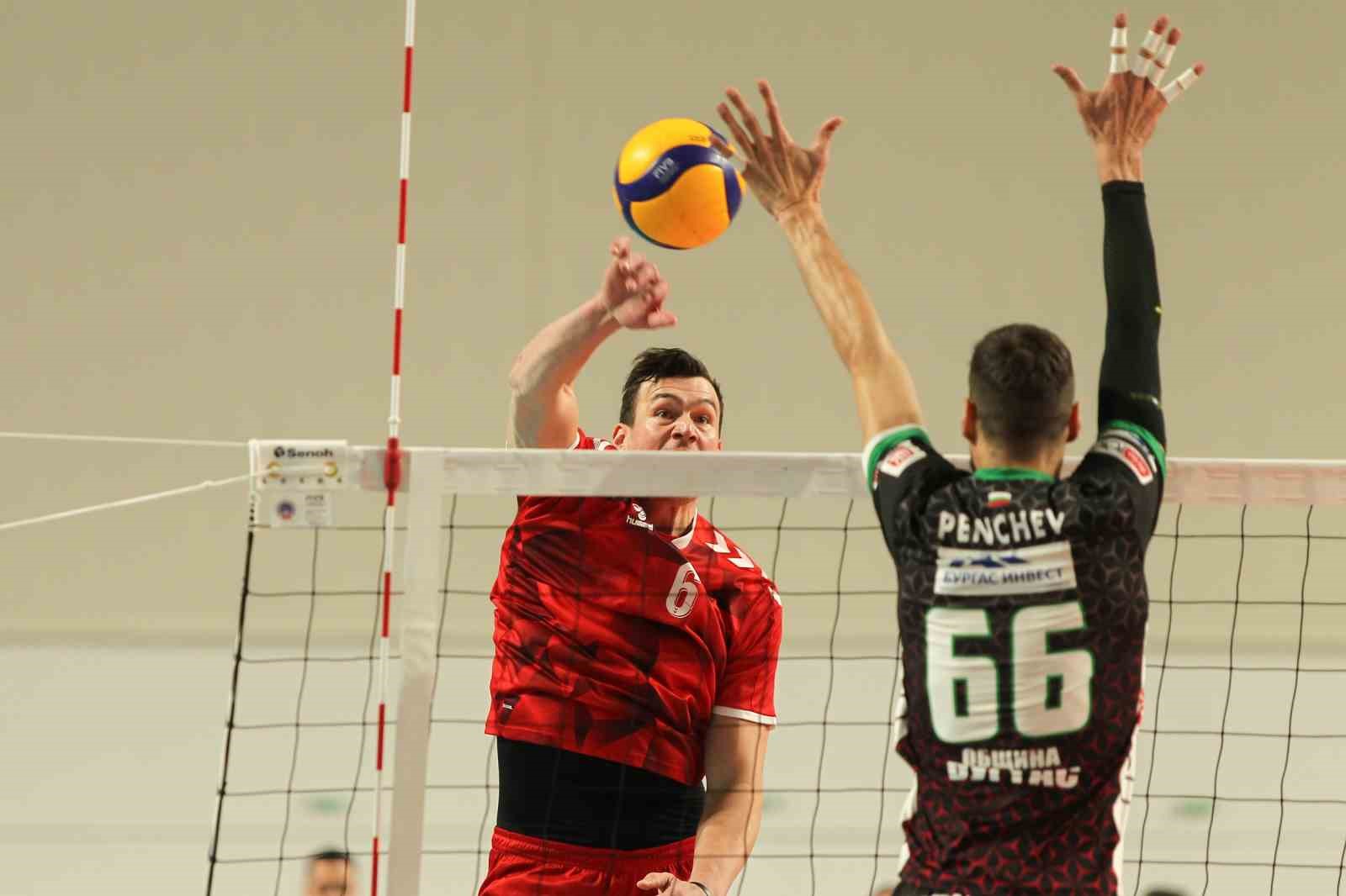 CEV Challenge Kupası: Neftohimik: 0 - Spor Toto: 3
?v=1