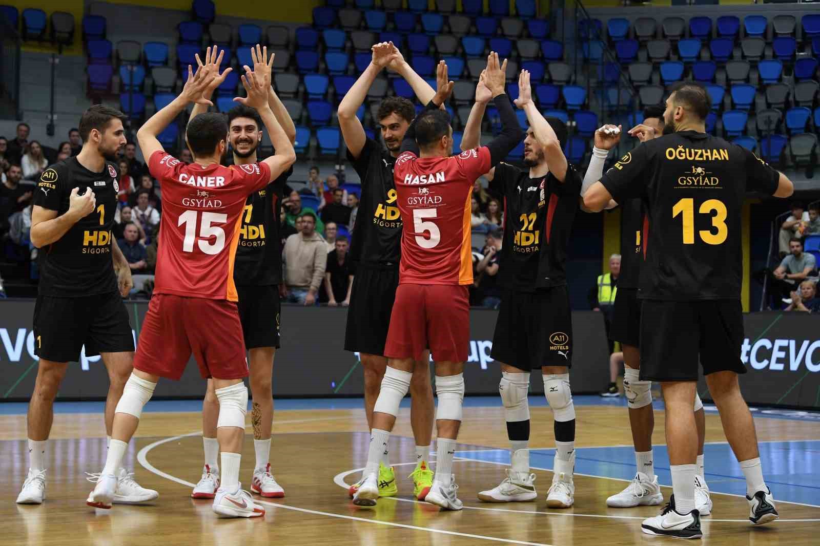 CEV Kupası: Fino Kaposvar: 2 - Galatasaray: 3
?v=1