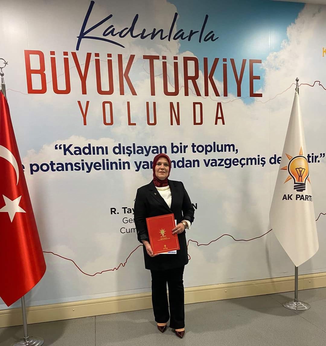 AK Parti Turgutlu Kadın Kolları  Başkanlığına Ebru Temel atandı
