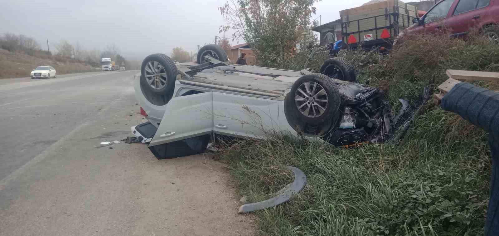 Kastamonu’da iki otomobil çarpıştı: 3 yaralı
