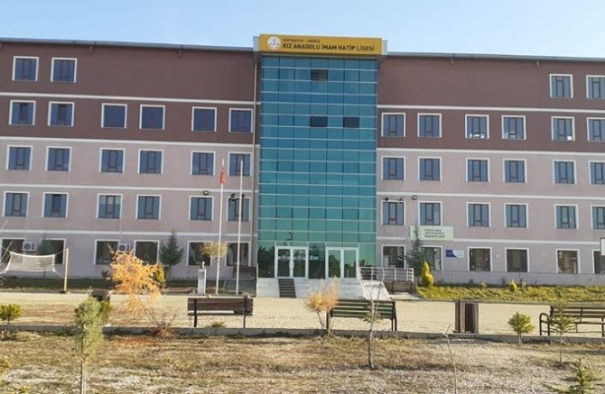 Gediz Kız Anadolu İmam Hatip Lisesi hiçe desteği almaya hak kazandı
?v=1