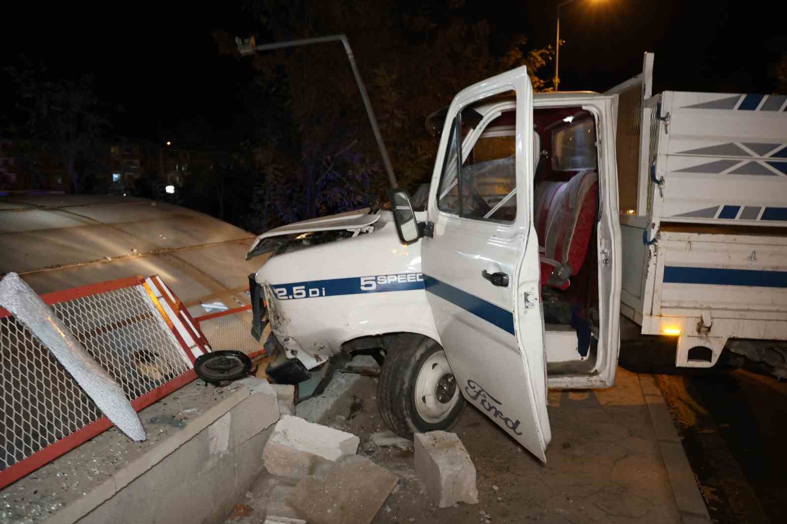 151 promil alkollü çıkan sürücü:  İnanmıyorum komiserim, bir daha ölçebilir miyiz? 
