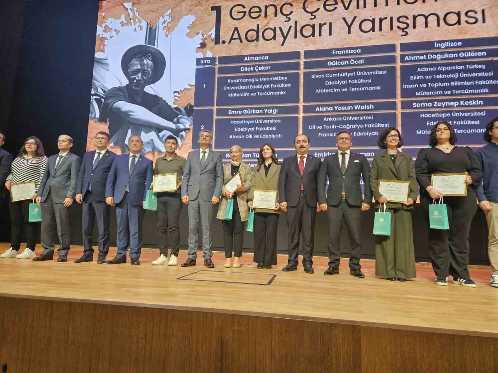 ATÜ’lü öğrenci  1. Genç Çevirmen Adayları Yarışması”nda birinci oldu
