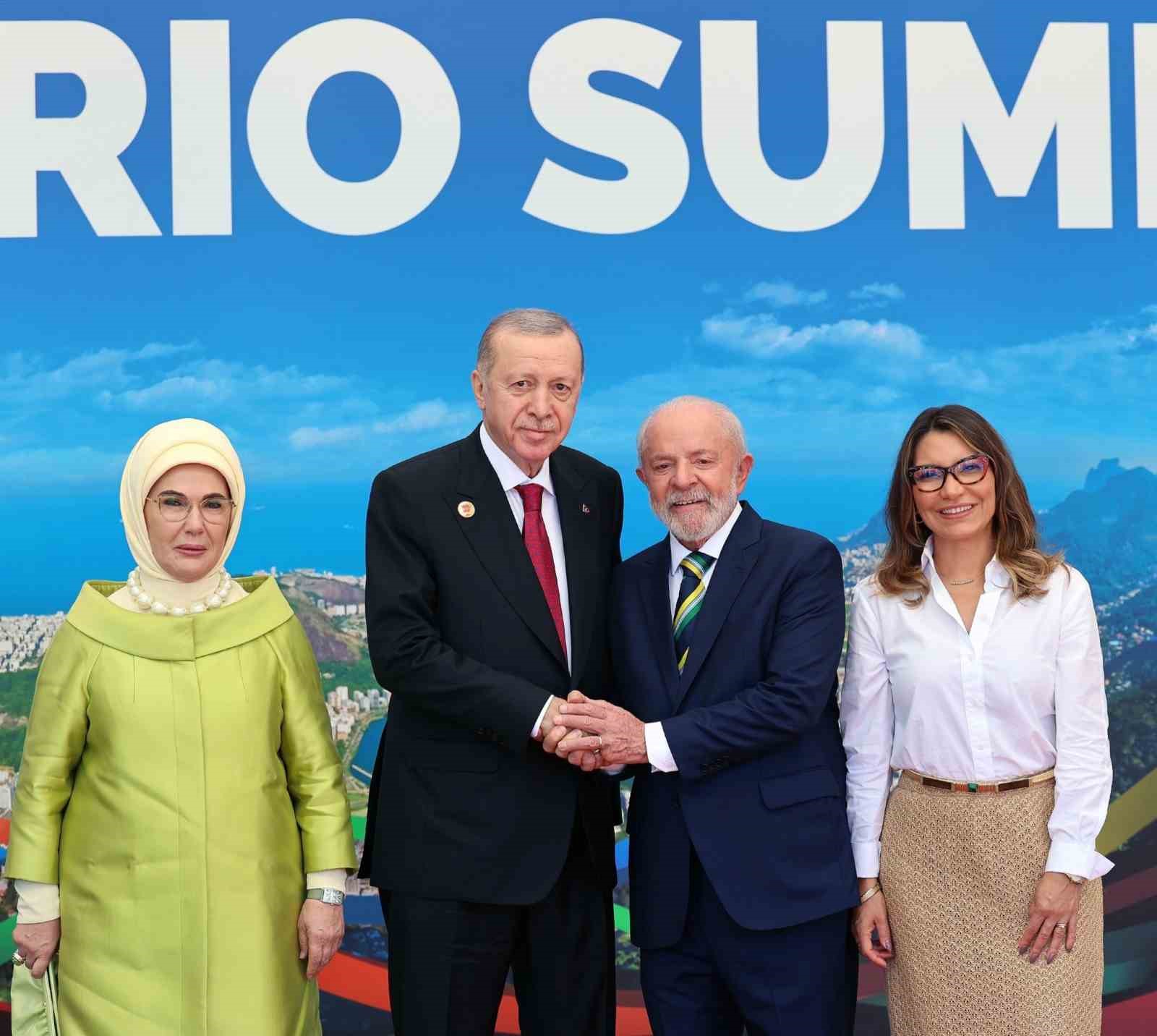 Emine Erdoğan’dan  G20 Liderler Zirvesi  paylaşımı
