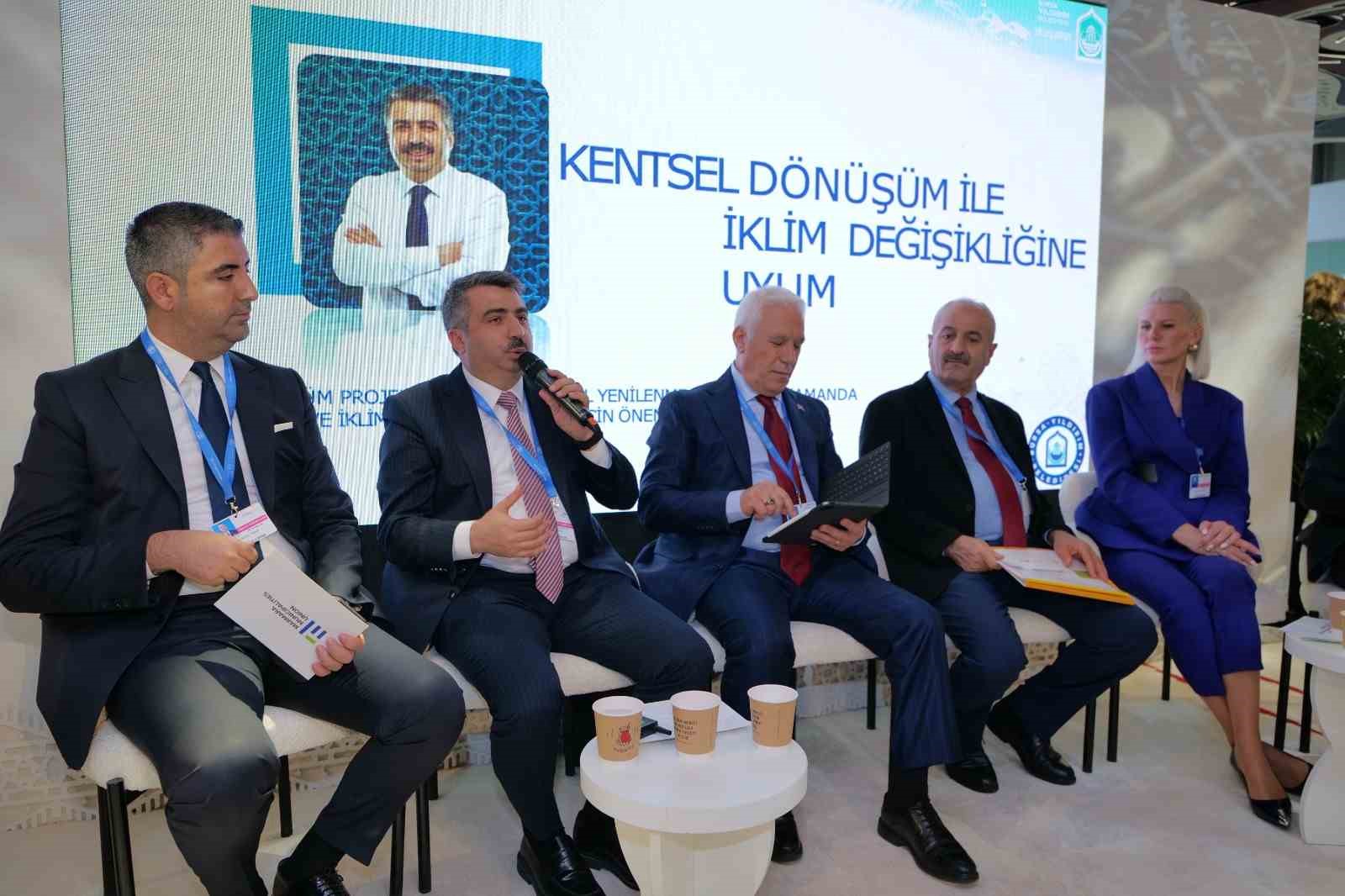 Başkan Yılmaz:  Kentsel dönüşüm projeleri iklim dostu bir gelecek için önemli 
