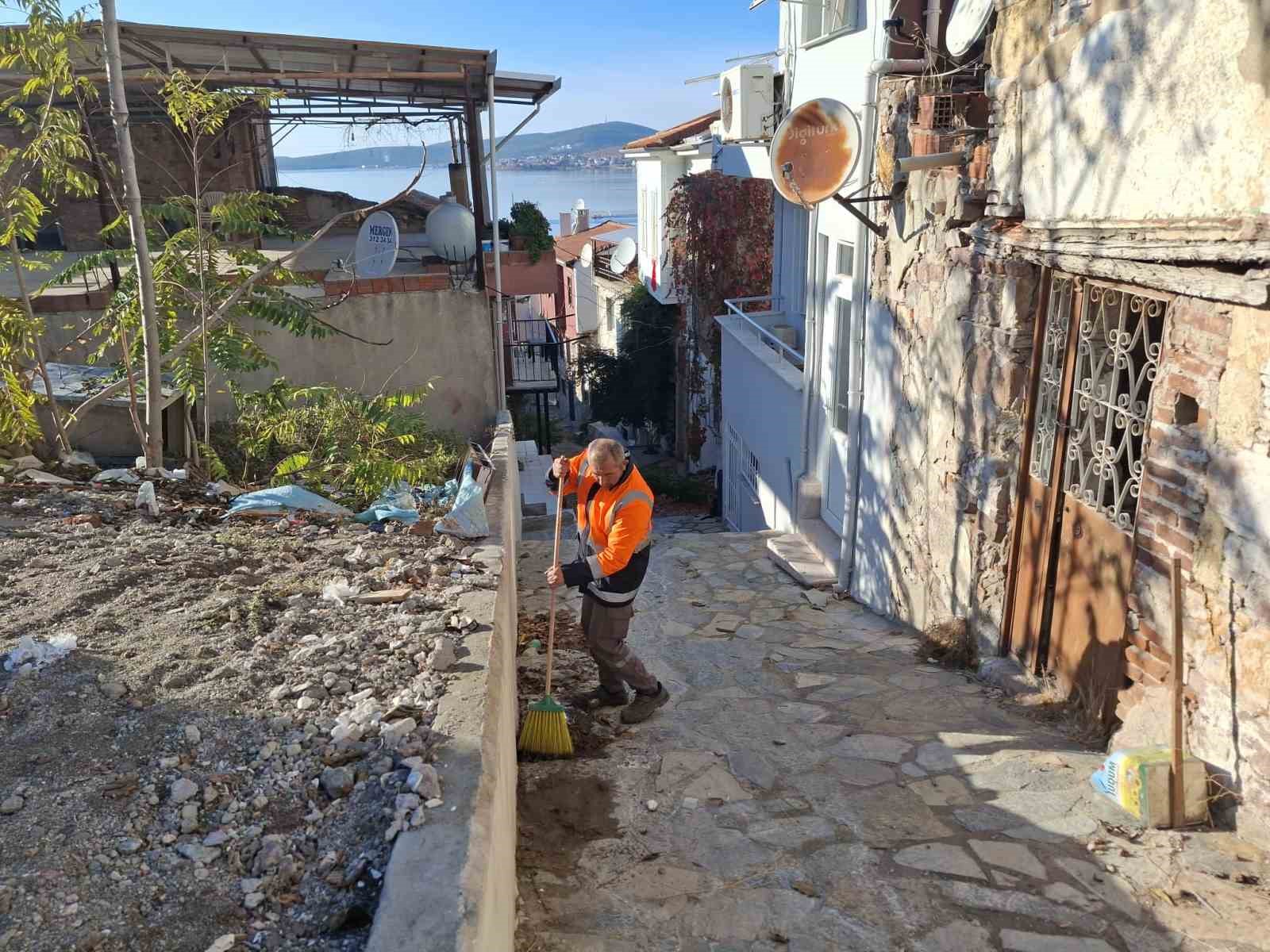 Ayvalık’ta tarihi kent sokaklarına dip bucak temizlik
?v=1