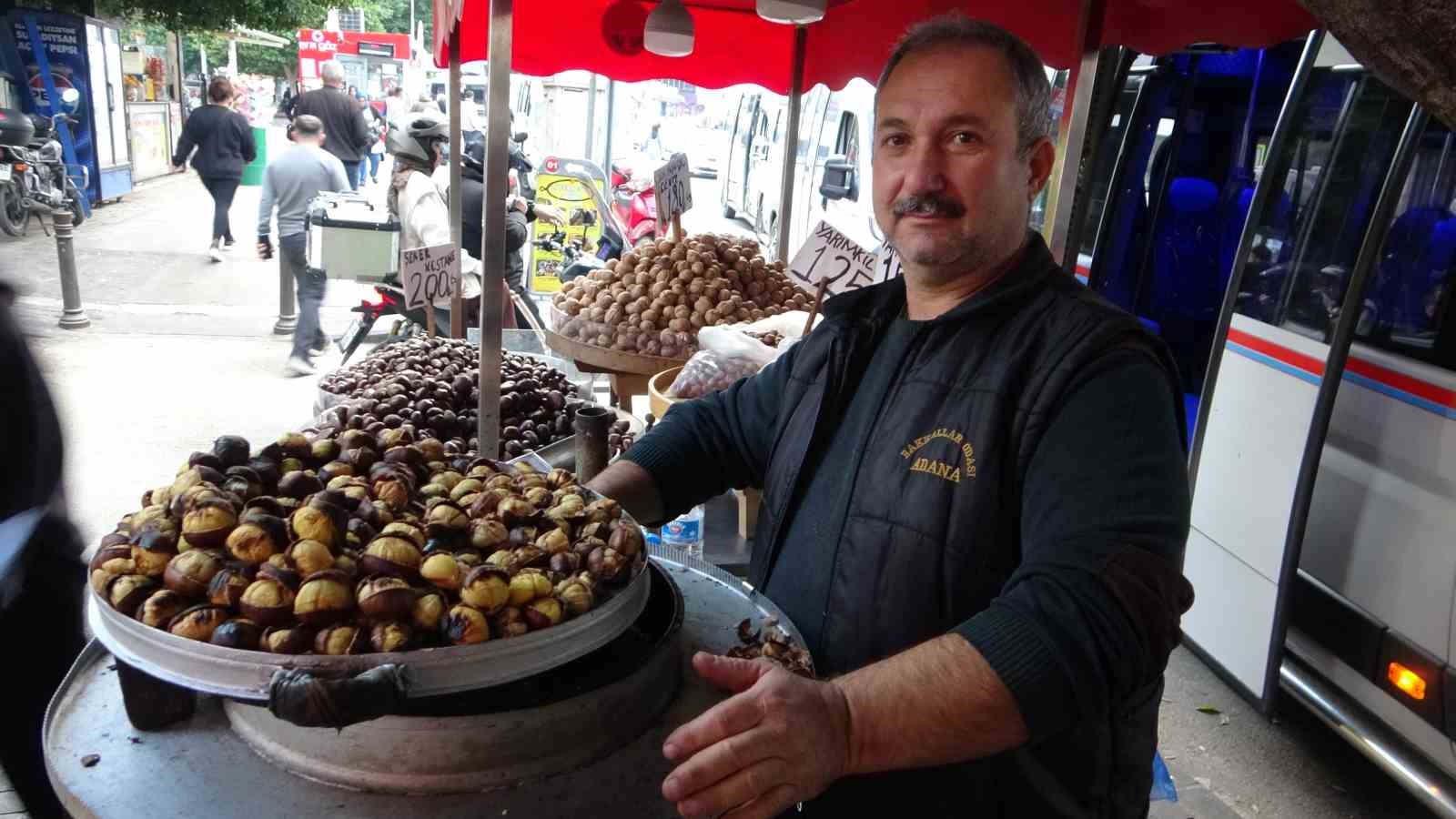 Kışın vazgeçilmez sokak tatlarından kestane kebap tezgahları kuruldu
?v=1