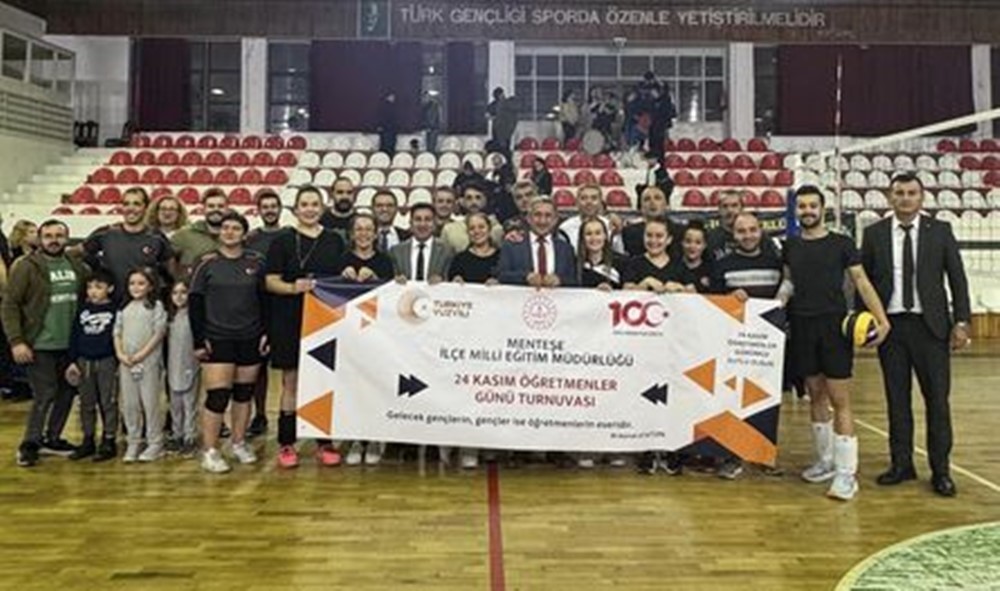 Öğretmenler Günü voleybol turnuvası şampiyonu Menteşe İlçe Milli Eğitim Müdürlüğü oldu
?v=1