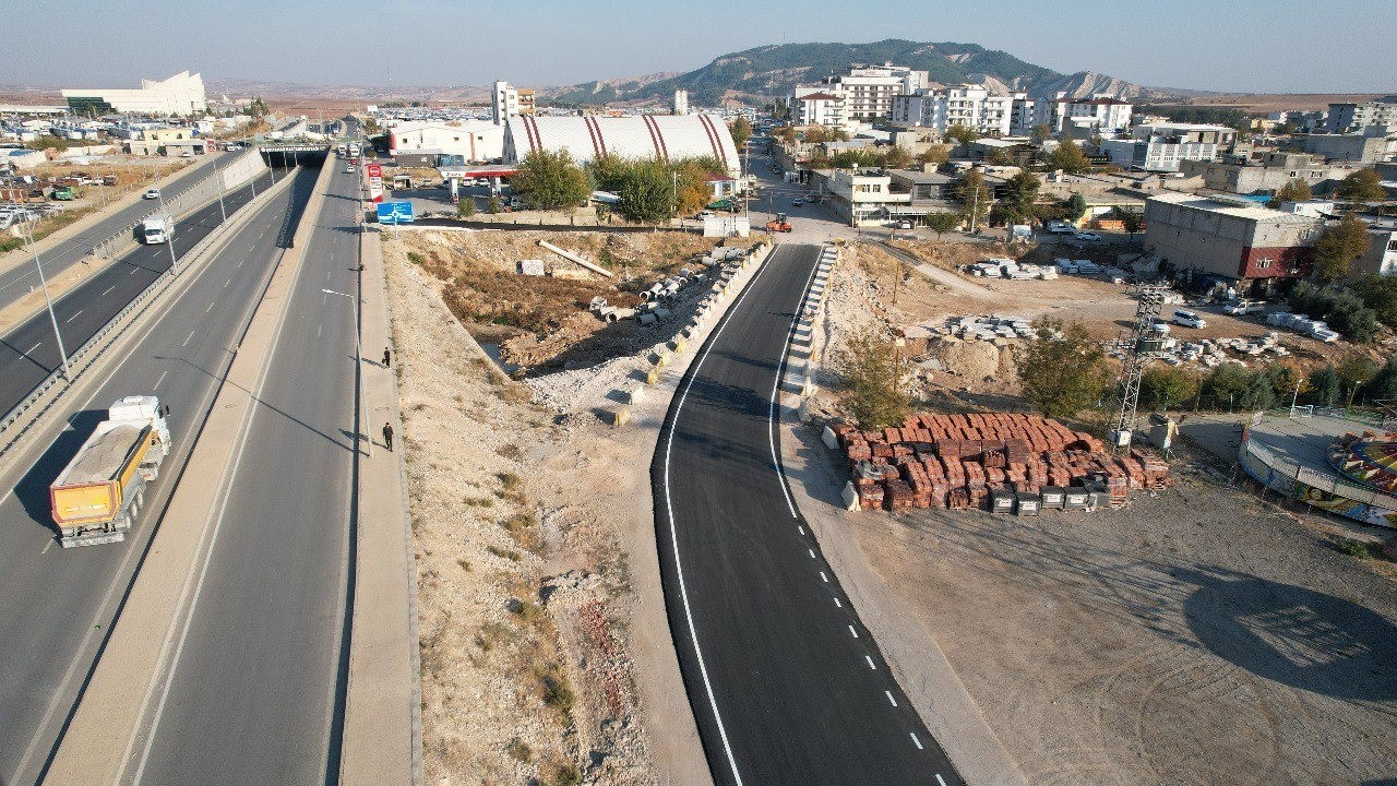 Alternatif yol trafiğe açıldı
?v=1