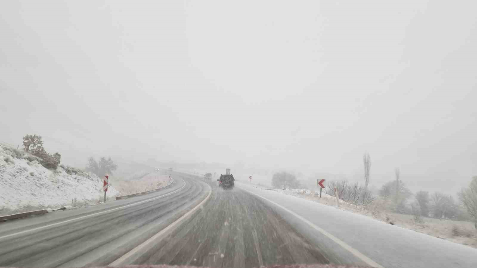 Domaniç-İnegöl dağ yolu ağır vasıtalara kapatıldı
