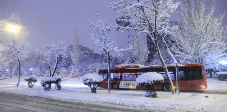 Ankara’nın kuzey ilçelerinde kar yağışı bağışladı