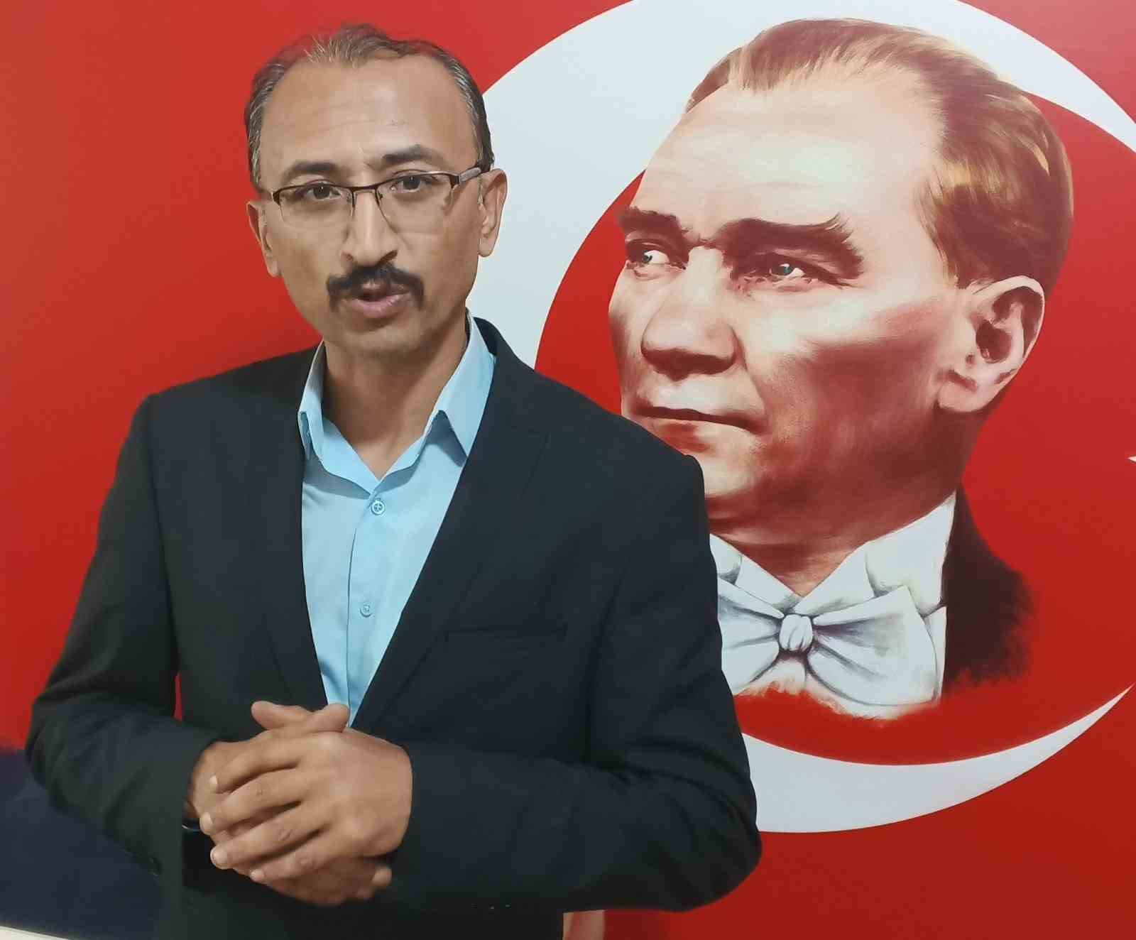 TÜMADD Başkanı Göçmen:  Siyaset, kıymet  ve değer vermektir 
