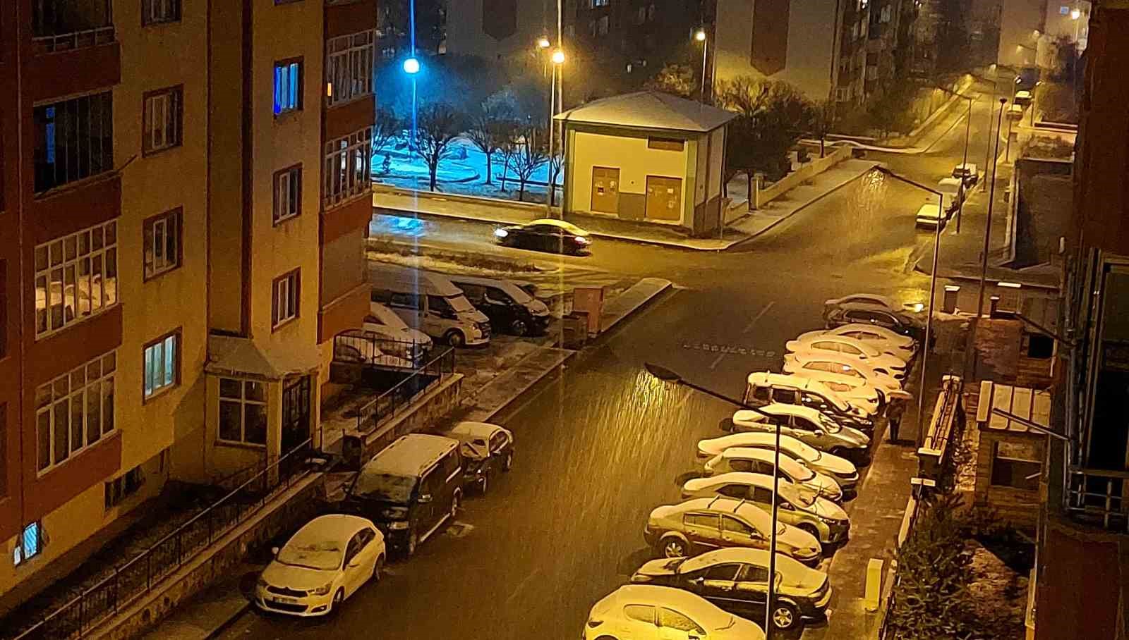 Erzurum’da eğitim bir günlük ara
?v=1