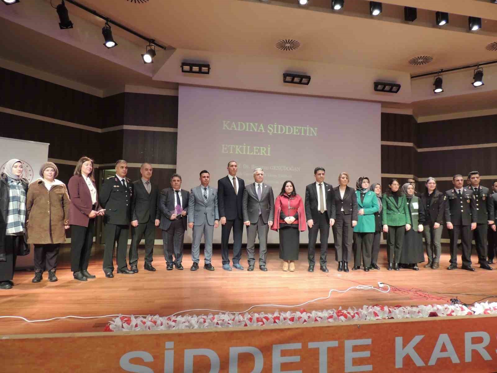 Erzurum’da ‘’Şiddetle mücadelede el ele’’ programı
