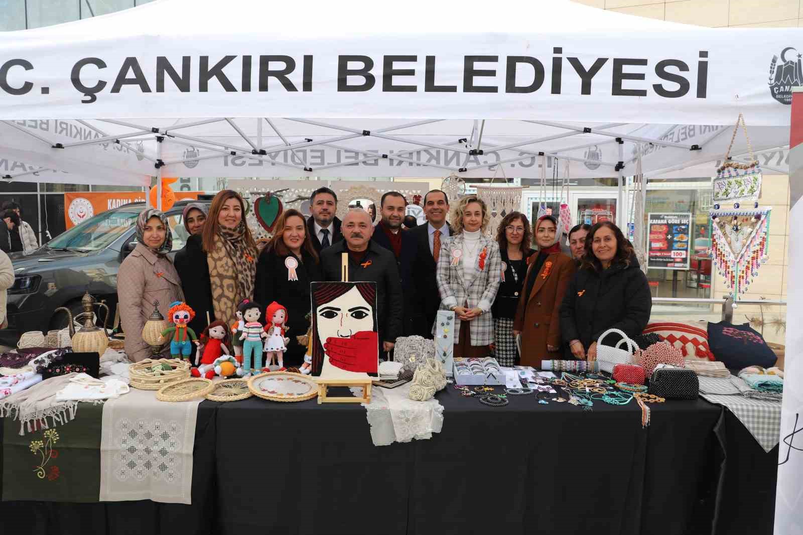 Çankırı’da ‘Kadına Yönelik Şiddetle Mücadele Günü’ etkinliği düzenlendi
?v=1