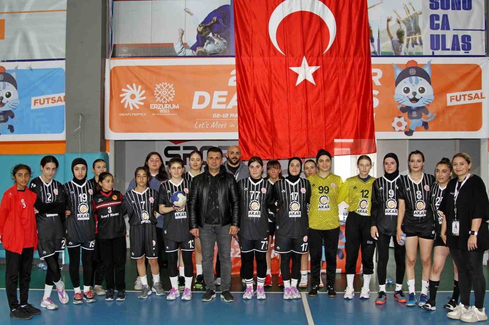 Erzurum ASH Spor Kulübü’nün hentbol galibiyeti
?v=1