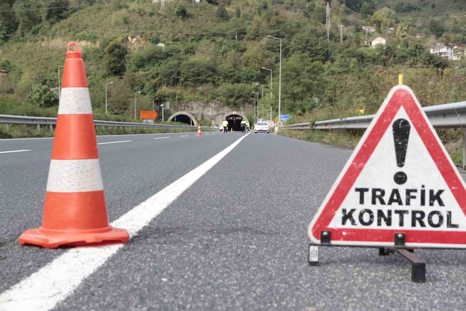 Ordu’da bir haftada yaklaşık 15 bin araç ve sürücüsü denetlendi
?v=1