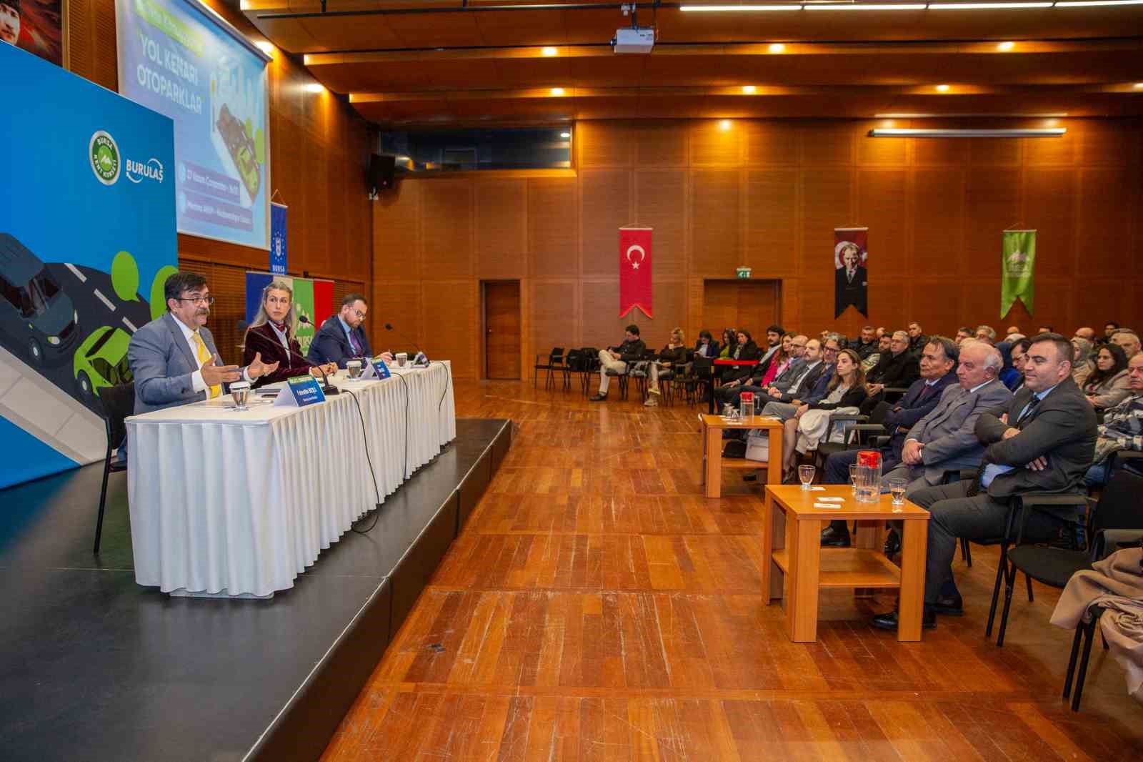 Bursa’da yol kenarı otoparklar konuşuldu
?v=1