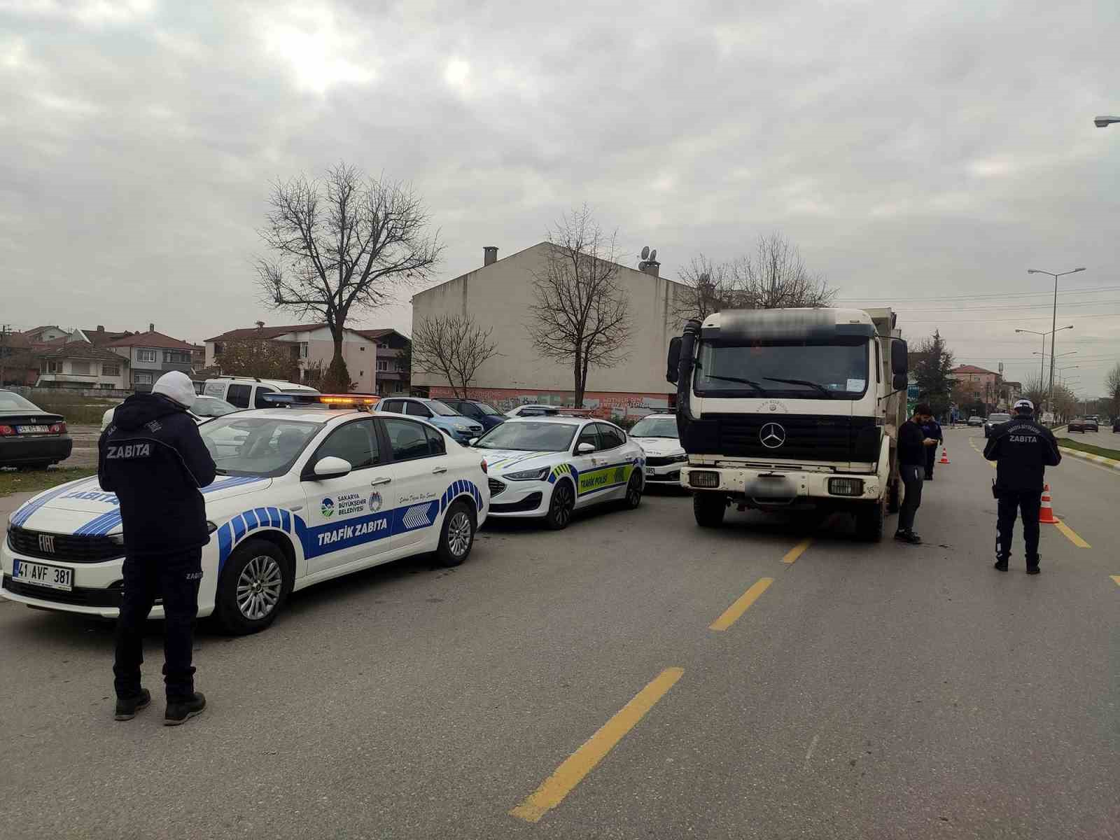 Sakarya’da ağır tonajlı araçlara denetim
?v=1