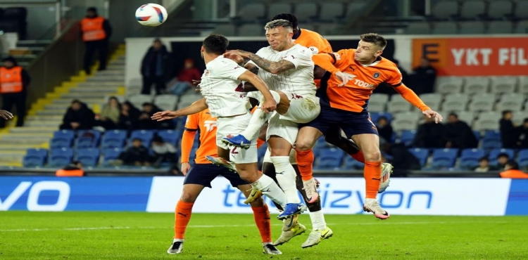 Trendyol Süper Lig: Başakşehir: 3 - Hatayspor: 0 (Maç sonucu)