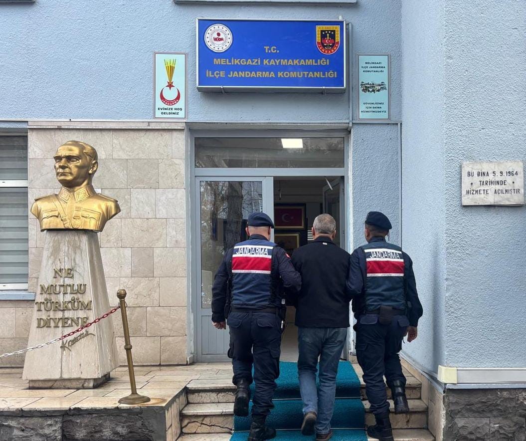 FETÖ’den kesinleşmiş cezası bulunan ihraç polis yakalandı
