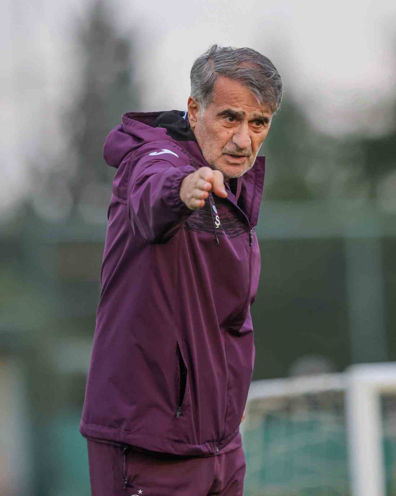 Şenol Güneş:  Futbolun özünü korumalıyız 
