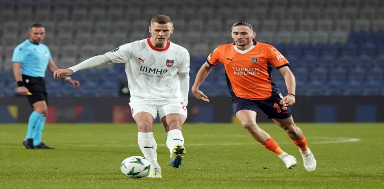 UEFA Konferans Ligi: Başakşehir: 2 - Heidenheim: 0 (İlk yarı)