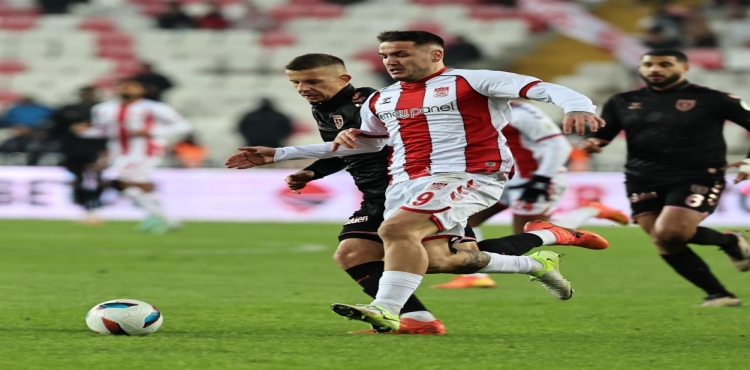 Trendyol Süper Lig: Sivasspor: 0 - Samsunspor: 0 (Maç sonucu)