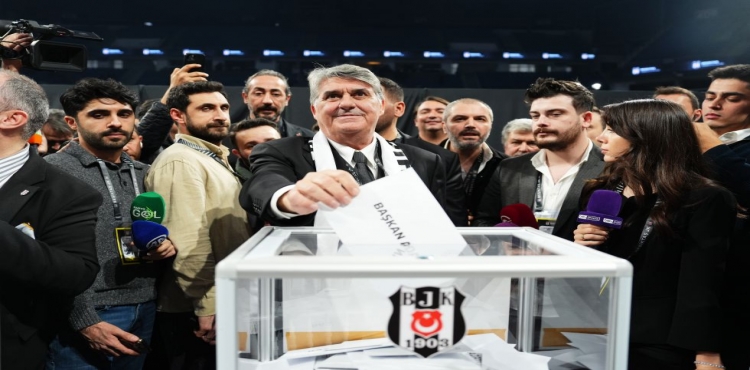 Beşiktaş Olağanüstü Seçimli Genel Kurulu’nda 20 sandık sonucunda Serdal Adalı 6 bin 698, Hüseyin Yücel 2 bin 820 oy aldı.