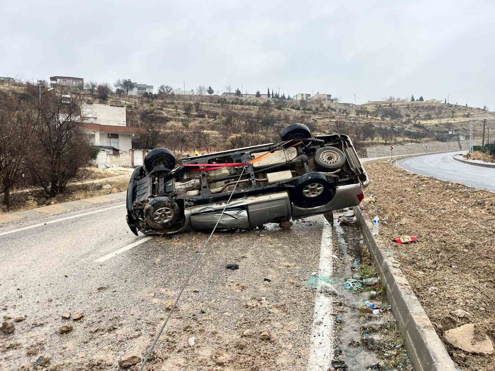 Besni’de kamyonet takla attı: 1 yaralı
?v=1