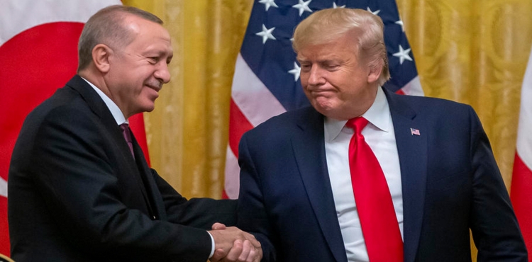 Trump:  Cumhurbaşkanı Erdoğan benim dostum ve saygı duyduğum biri ?v=1