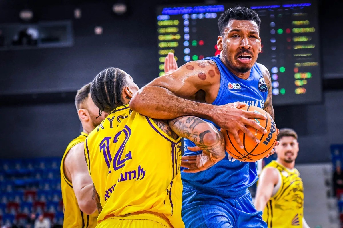 Basketbol Şampiyonlar Ligi: Aliağa Petkimspor: 82 - Hapoel Netanel Holon: 81
?v=1