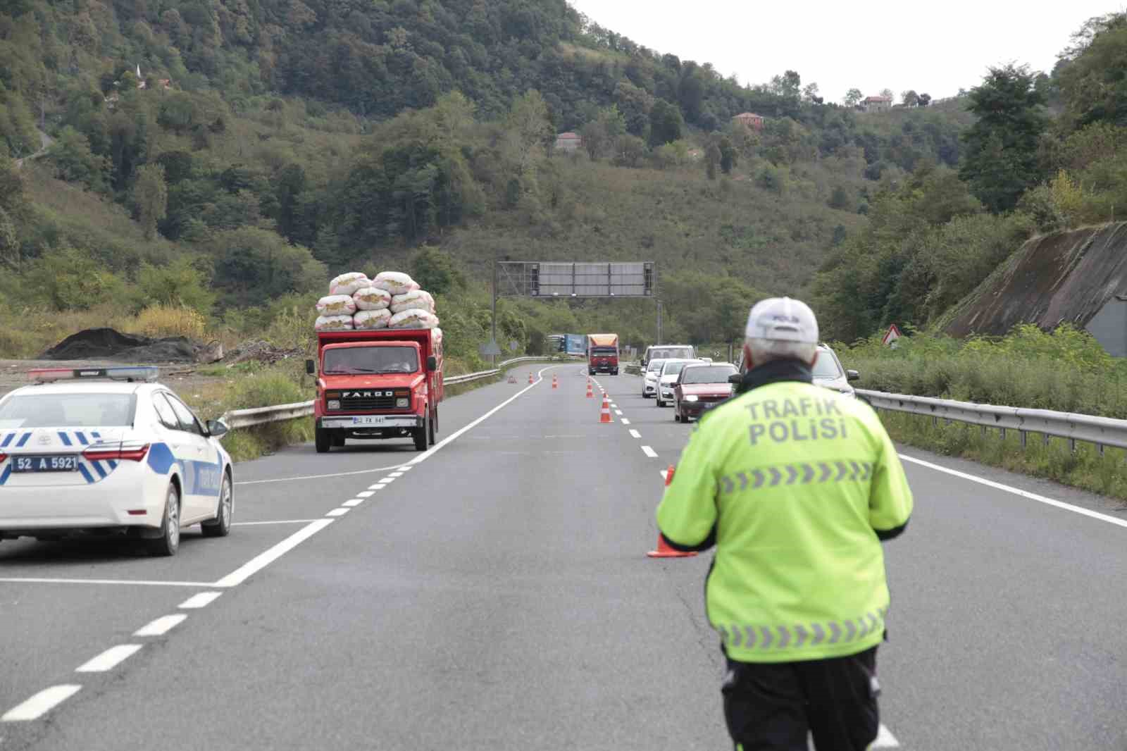 Ordu’da bir haftada 12 binden fazla araç ve sürücüsü denetlendi
?v=1