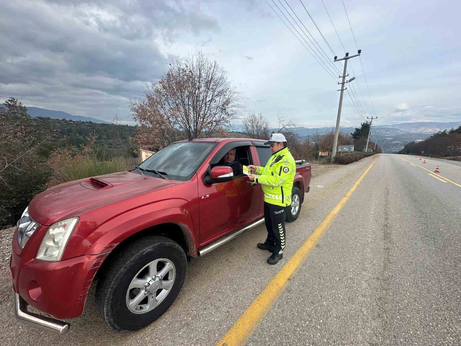 Karacasu emniyeti, sürücülere trafik güvenliği konusunda uyarılarda bulundu
?v=1