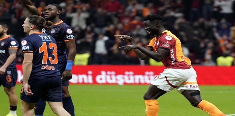 Davinson Sancez bu sezonki 3. golünü attı?v=1