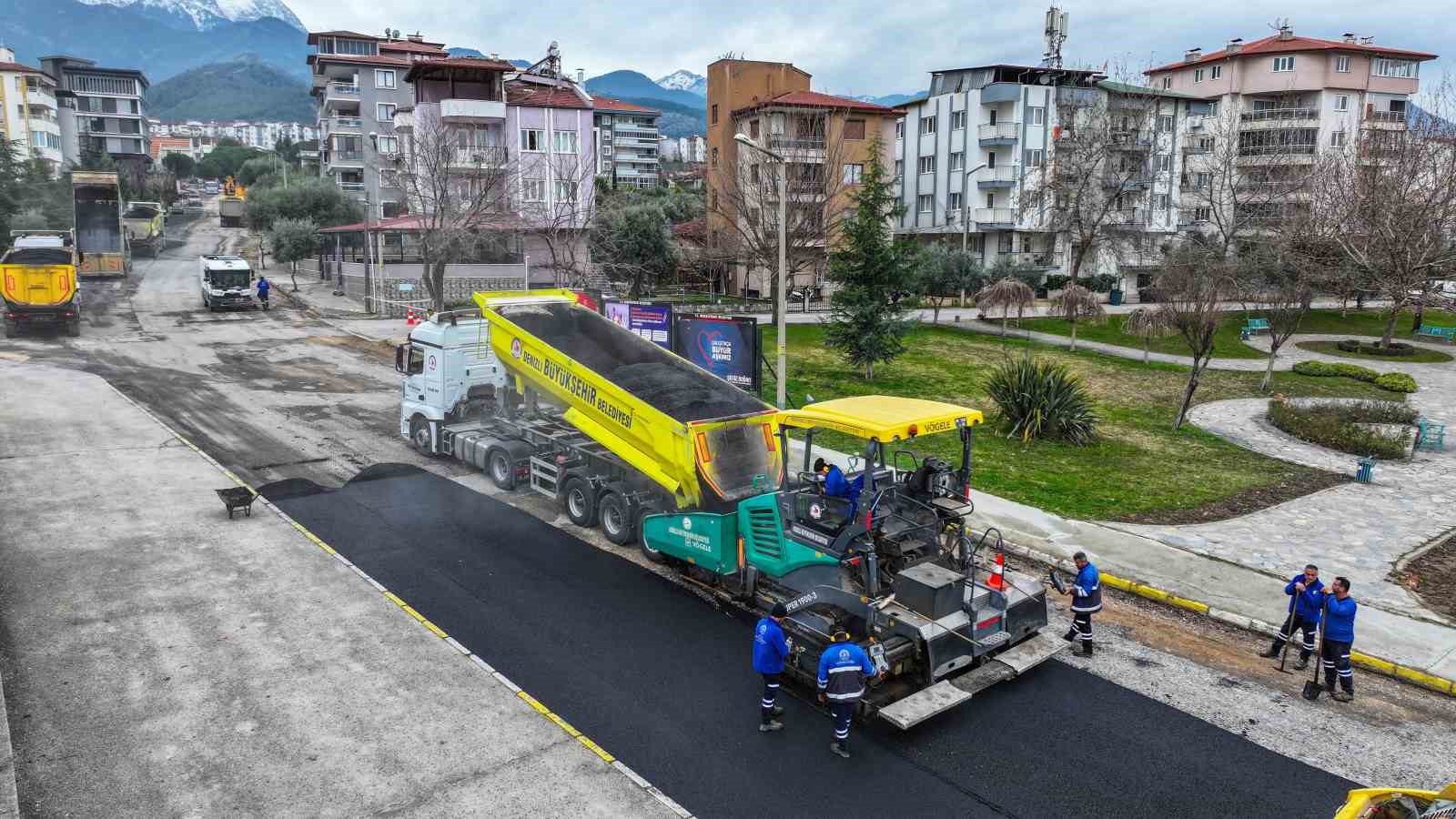 Denizli Büyükşehir Belediyesinin asfalt seferberliği devam ediyor
?v=1