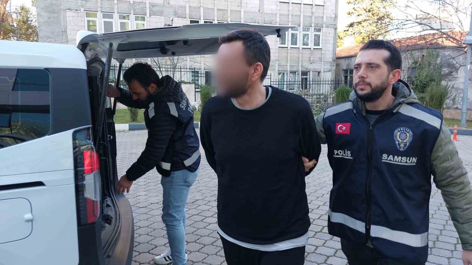 5 ayrı suçtan aranan şahıs polisin takibi sonucu yakalandı
?v=1