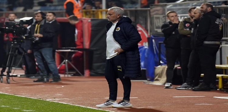 Jose Mourinho:  Yapmamız gereken sadece maçı kazanmaktı 