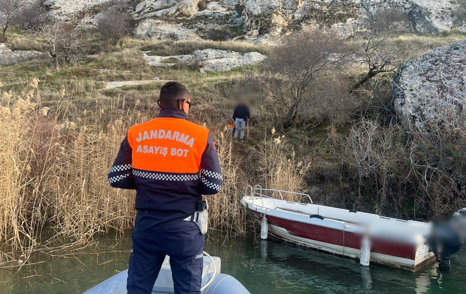 Ağ ile avlanma yasağına uymayan şahsı jandarma yakaladı
?v=1