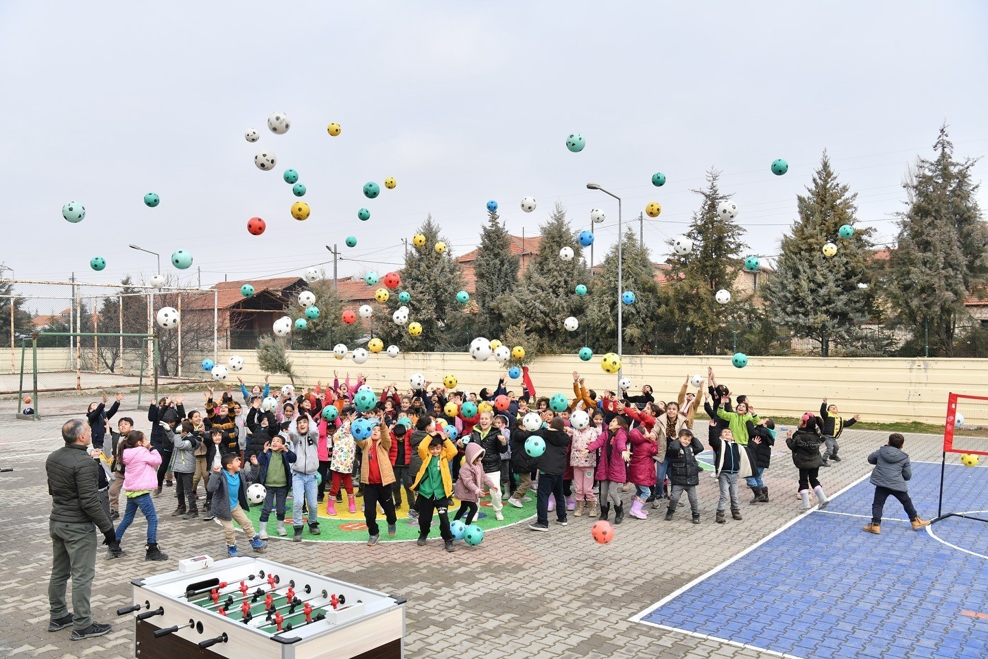 Yeşilyurt Belediyesi’nin ‘Spor İstasyonları’ projesine yoğun ilgi
?v=1